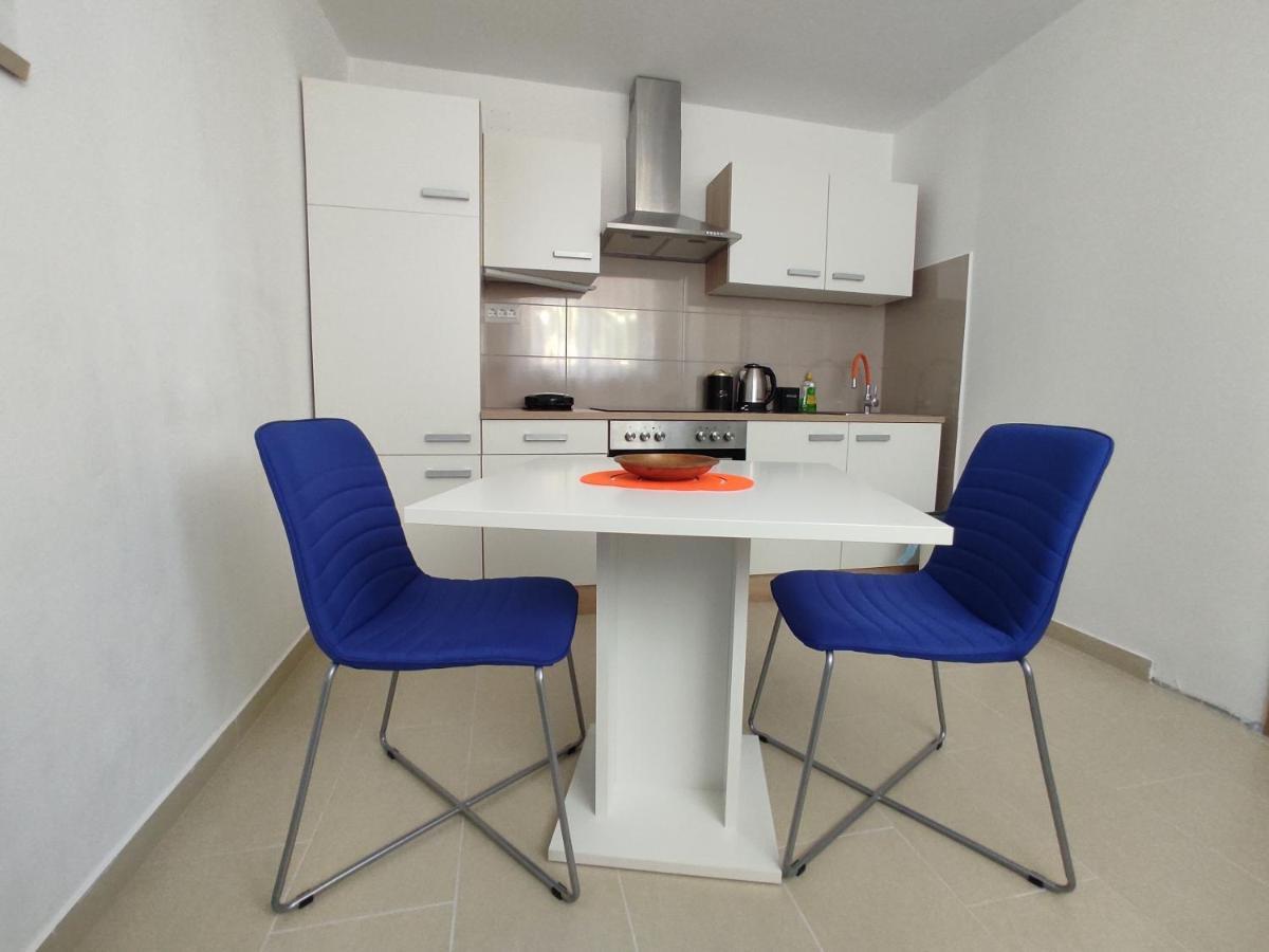 Apartment Deeranaei Kraljevica Extérieur photo