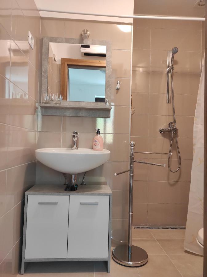 Apartment Deeranaei Kraljevica Extérieur photo